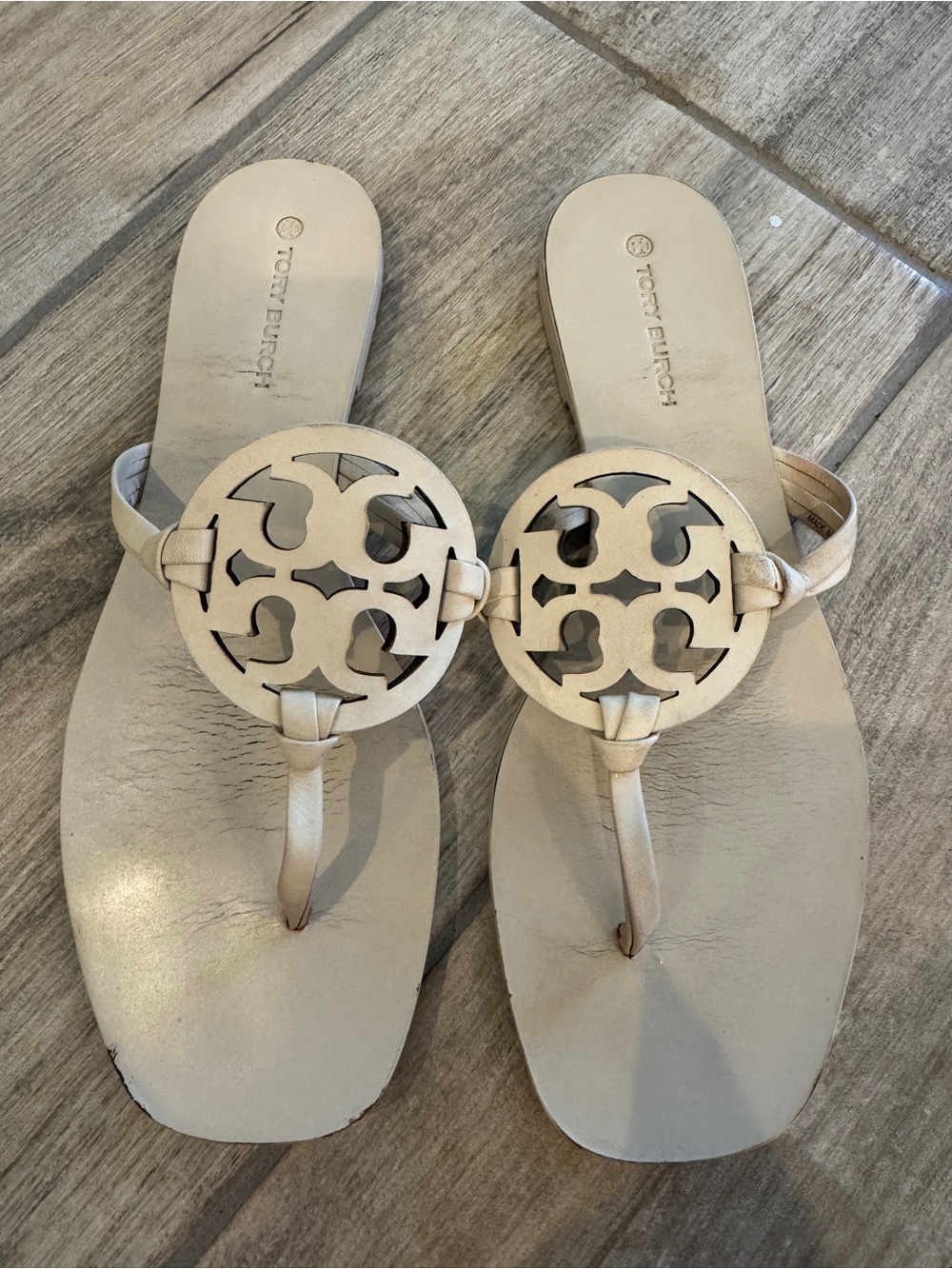 Tory Burch Miller Thong Sandal in Cream Square Toe neutral 7.5 - Picture 11 of 13